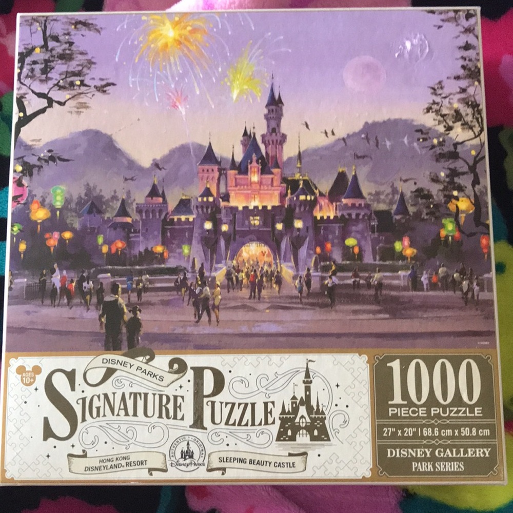 Disney Parks 1000pc  Sleeping Beauty Castle Puzzle